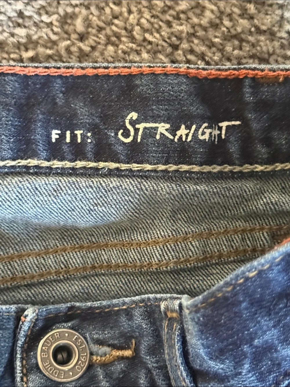 Eddie Bauer Men's Dark Blue Straight-Leg Jeans. Size 33x30.